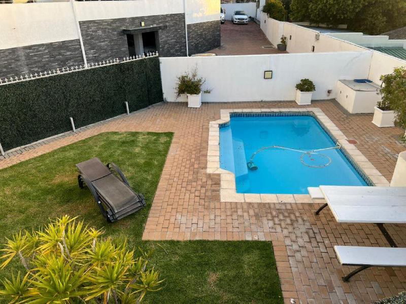 To Let 3 Bedroom Property for Rent in Camps Bay Western Cape